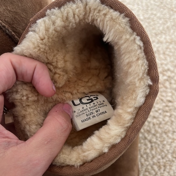 Mid length tan Ugg boots size 7 - Picture 9 of 10